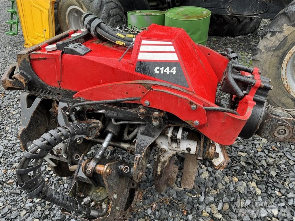Komatsu C 144 가지치기 장비