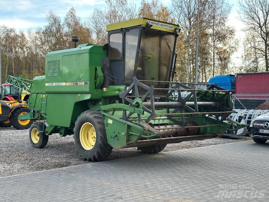 John Deere 1042 콤바인 수확기