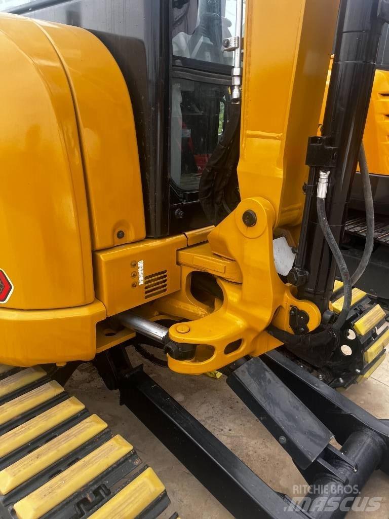 CAT 303.5 E 소형 굴삭기 7톤 미만