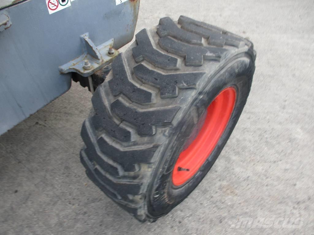 SkyJack SJ 51AJ (395) 자주식 고소작업대