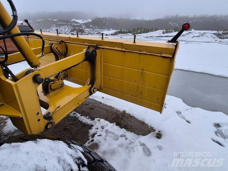CAT 120 ADW 그레이더