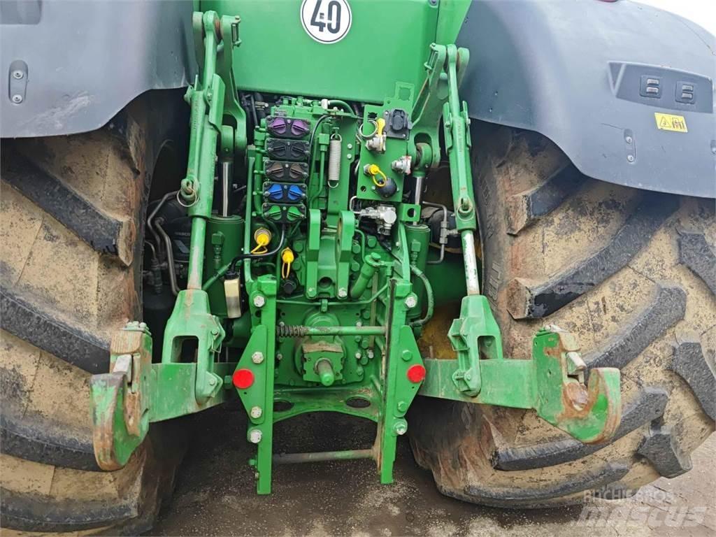 John Deere 8400R 트랙터