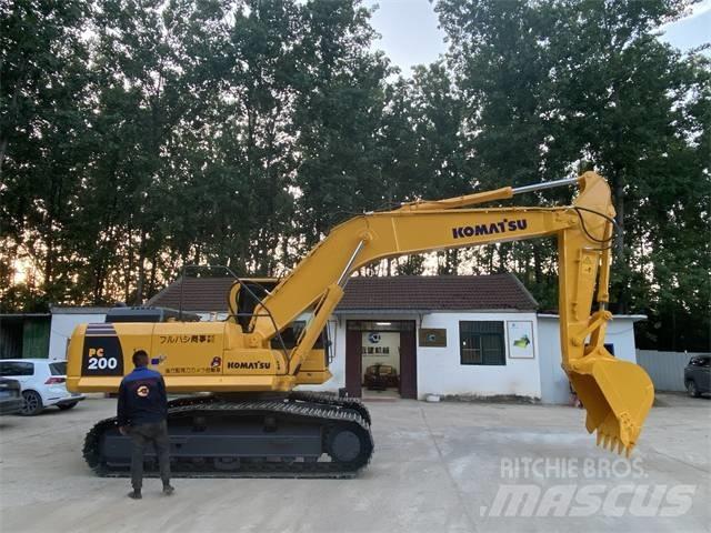 Komatsu PC200-8 대형 굴삭기 29톤 이상