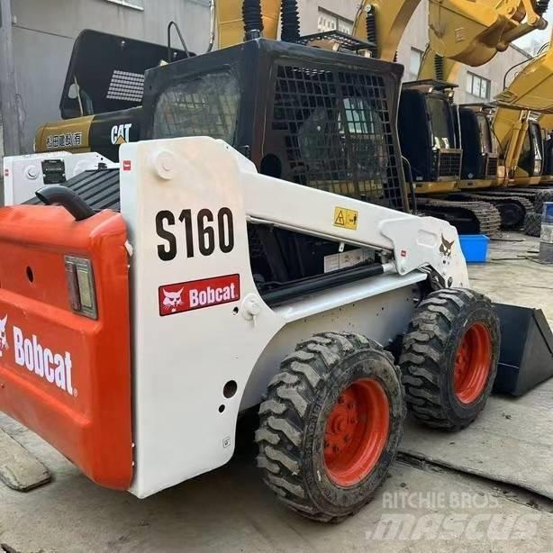 Bobcat S 160  스키드로더