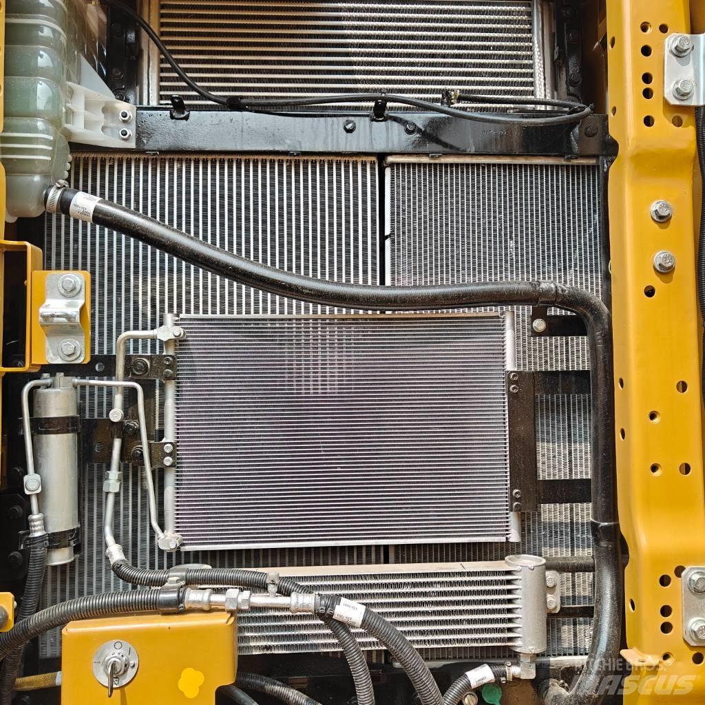 CAT 320GC 대형 굴삭기 29톤 이상