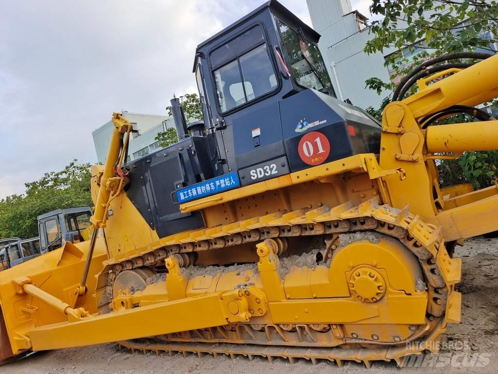 Shantui SD 32 크롤러 도저