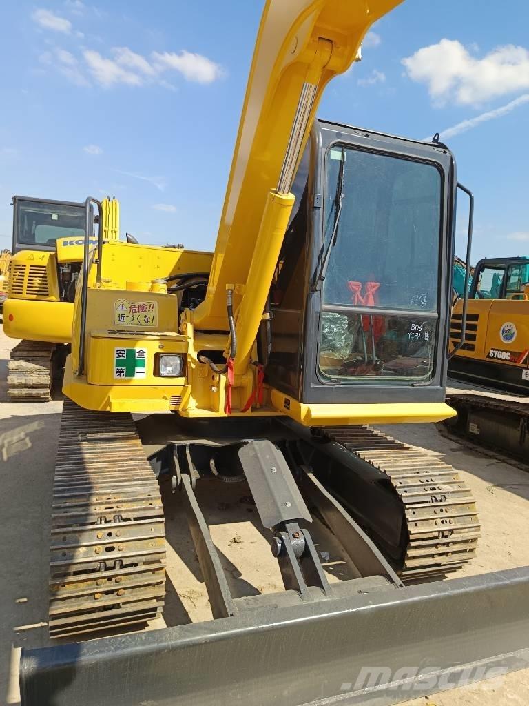 Komatsu PC 70 대형 굴삭기 29톤 이상