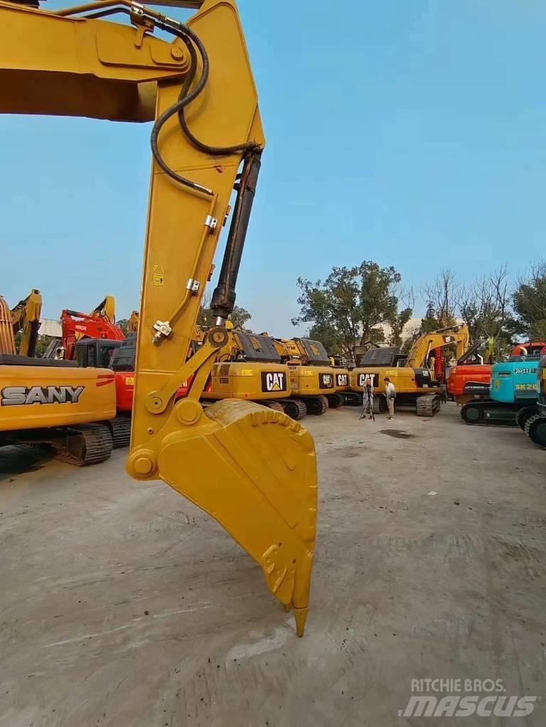 CAT 320GC 대형 굴삭기 29톤 이상