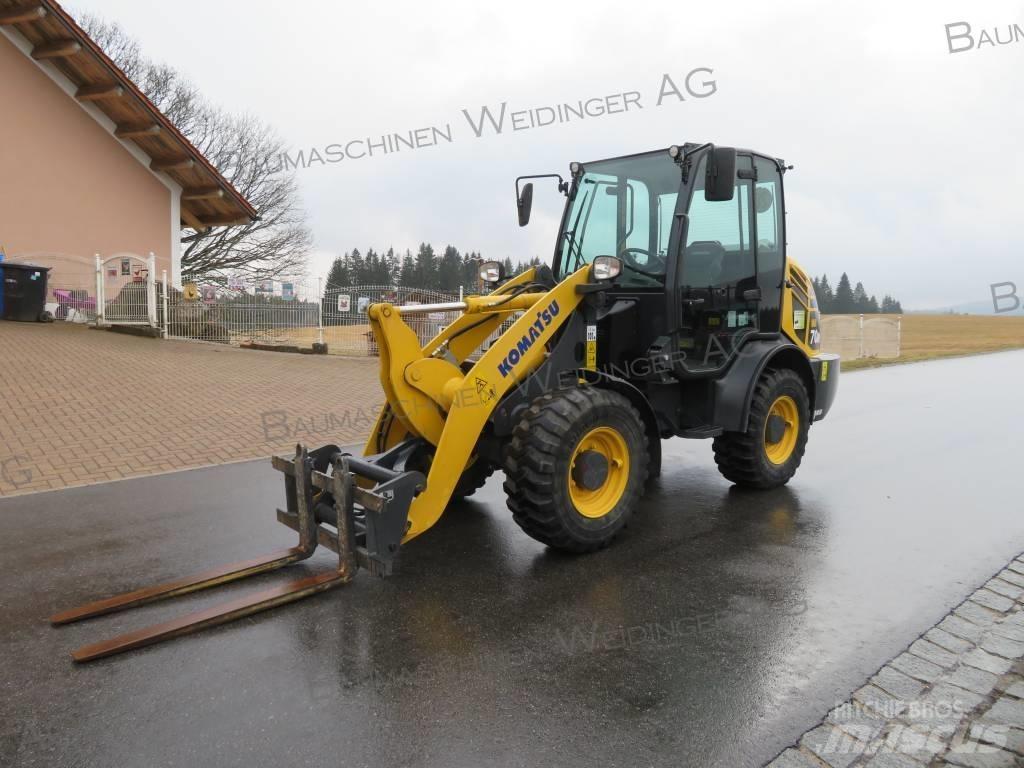 Komatsu WA 70M  휠로우더