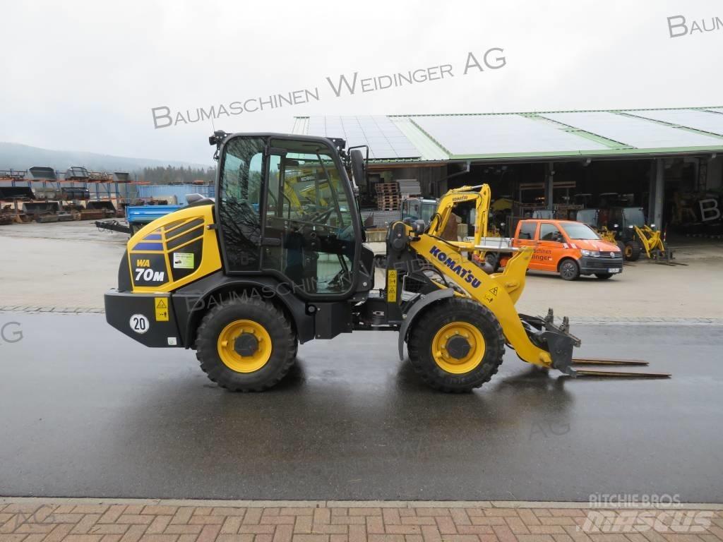Komatsu WA 70M  휠로우더