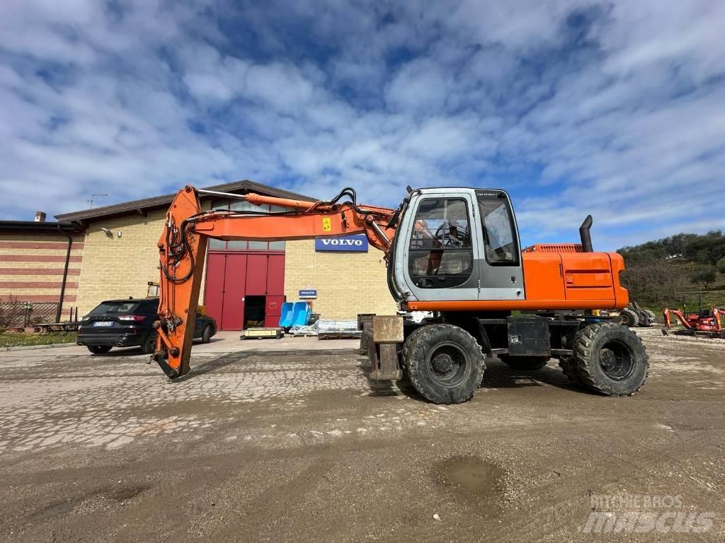 Hitachi EX 165  휠 굴삭기
