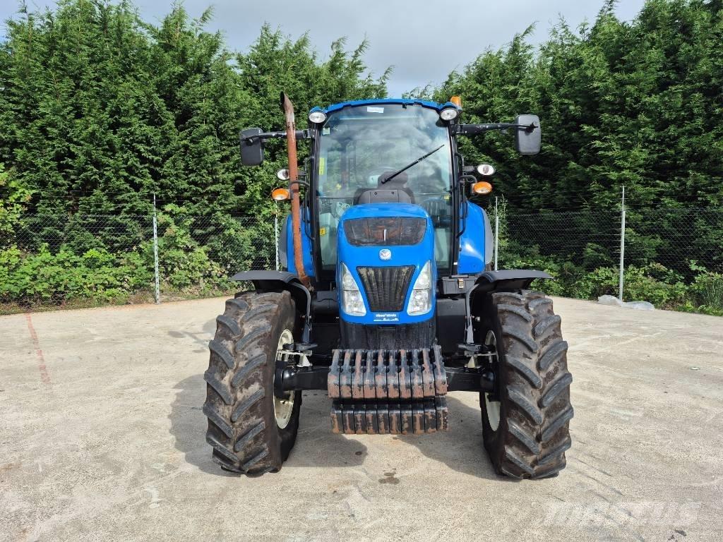 New Holland T 5.105 트랙터