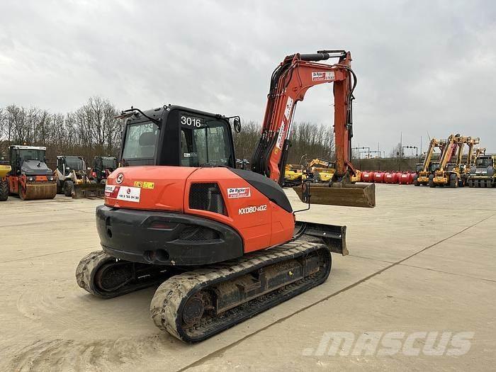 Kubota KX080-4A2 중형굴삭기 7톤-28톤