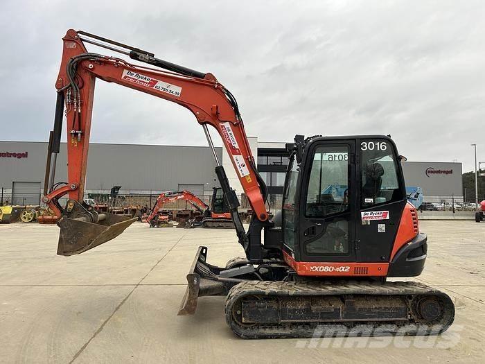 Kubota KX080-4A2 중형굴삭기 7톤-28톤