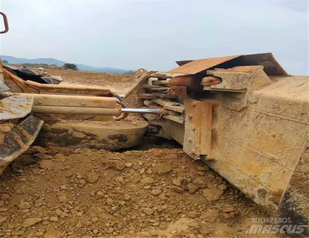 CAT D 6 N 크롤러 도저