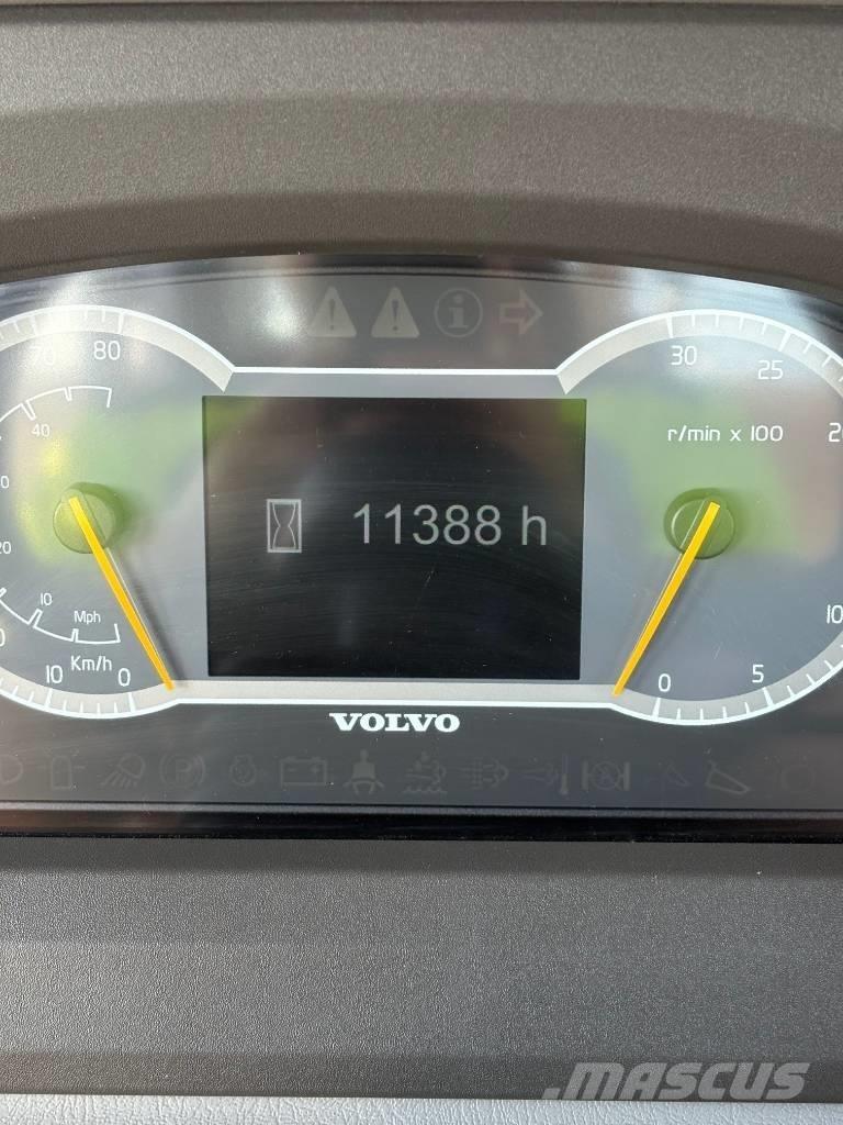 Volvo A 60 H 연결식 홀러