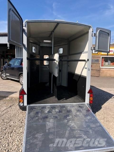 Ifor Williams HB511R 기타 트레일러