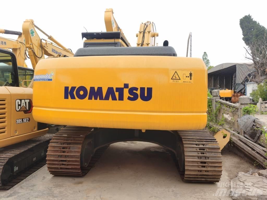 Komatsu PC 220-7 대형 굴삭기 29톤 이상