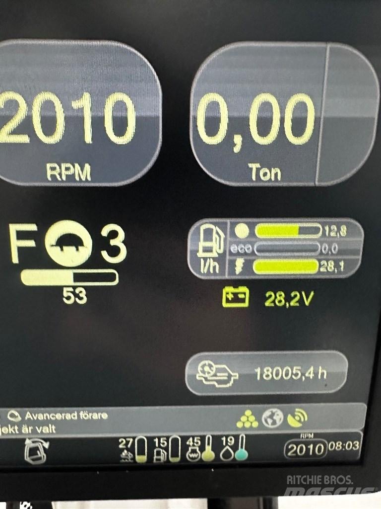 Komatsu 895 원목 포워더