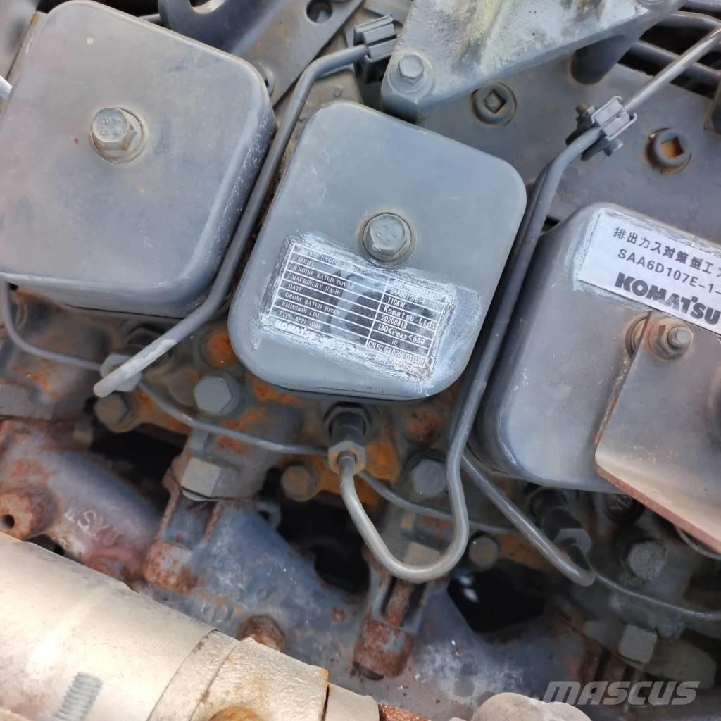 Komatsu PC 220 대형 굴삭기 29톤 이상