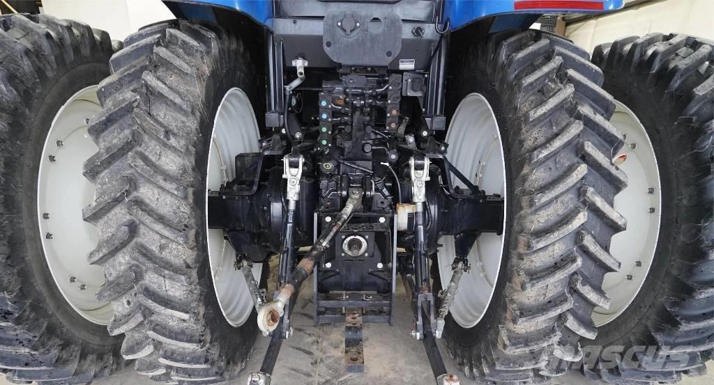 New Holland T 7.210 트랙터