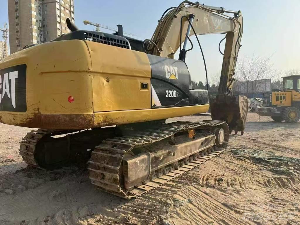 CAT 320 D2 대형 굴삭기 29톤 이상