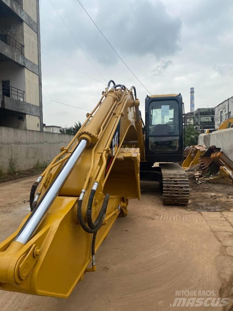 CAT 320 C 대형 굴삭기 29톤 이상