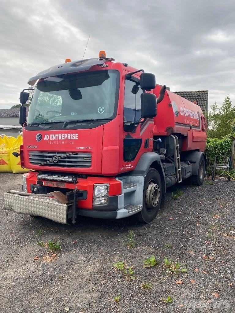 Volvo FL 240 청소 트럭