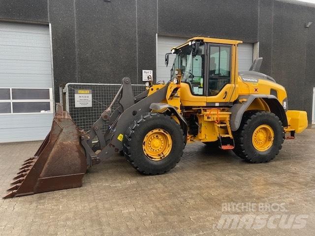 Volvo L90H  휠로우더