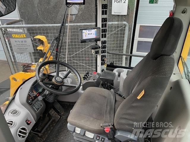 Volvo L90H  휠로우더