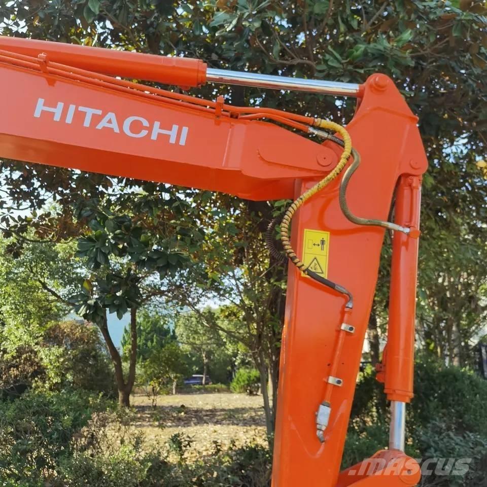 Hitachi ZX70 중형굴삭기 7톤-28톤