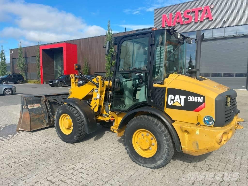 CAT 906M  휠로우더