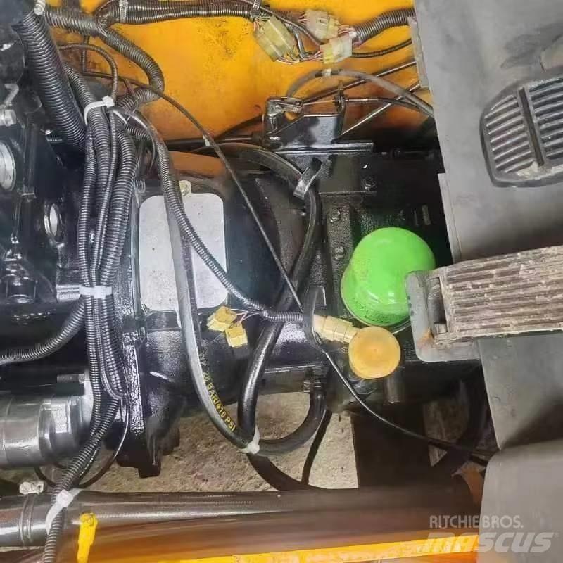 TCM 30 리치 트럭