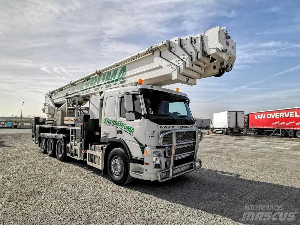 Bronto S70 XDT 자주식 고소작업대