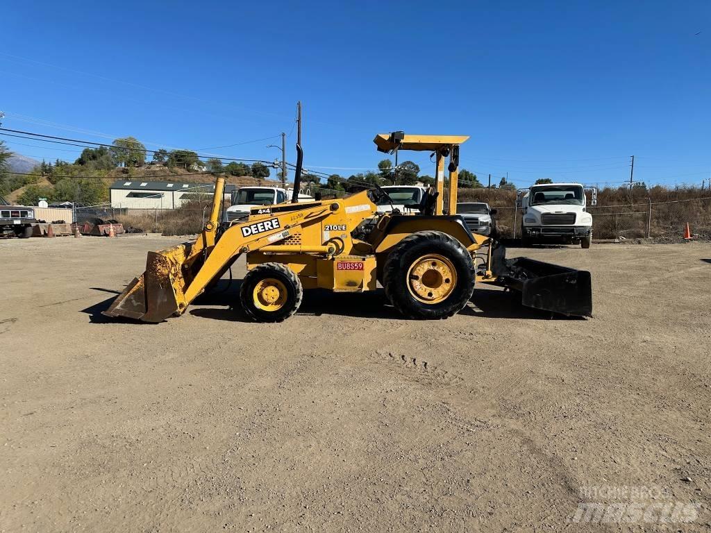 John Deere 210LE 프론트 로더 및 굴착기