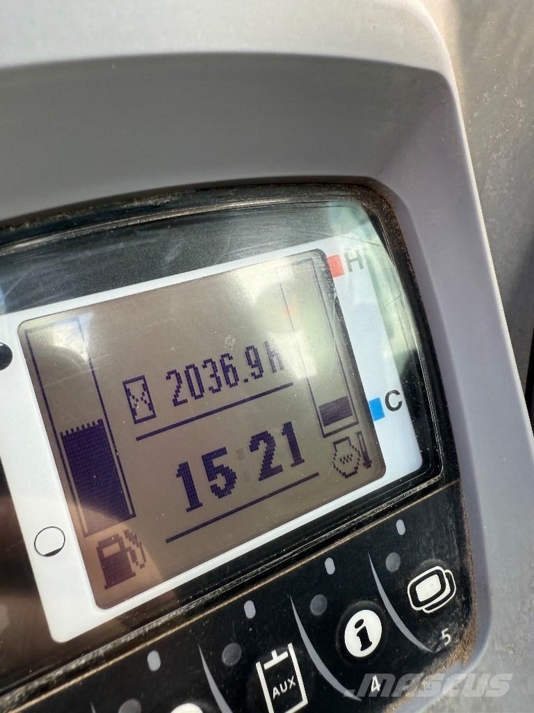 Kubota KX 080-4 중형굴삭기 7톤-28톤
