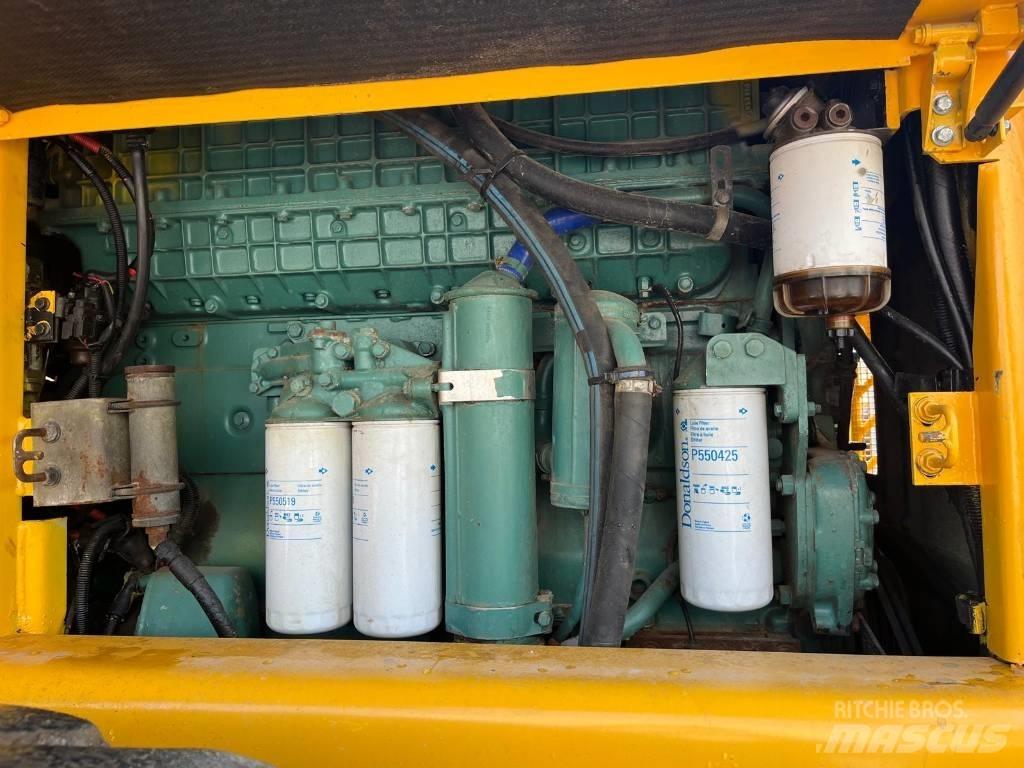 Volvo L 180 D  휠로우더