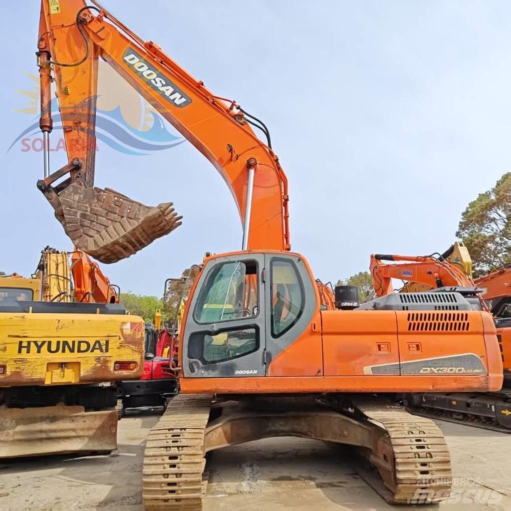 Doosan DX 300 LC 대형 굴삭기 29톤 이상