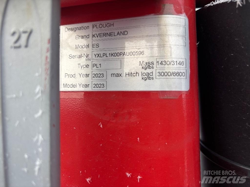 Kverneland ES85 가역 플로우(쟁기)