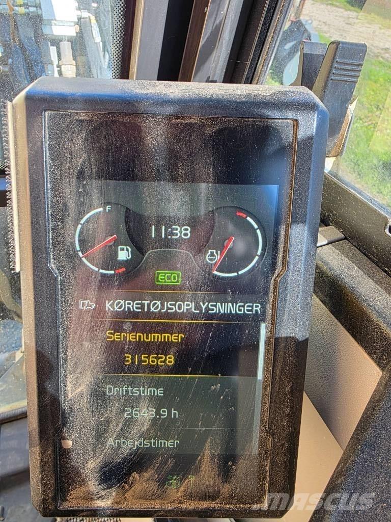 Volvo EC60E 중형굴삭기 7톤-28톤