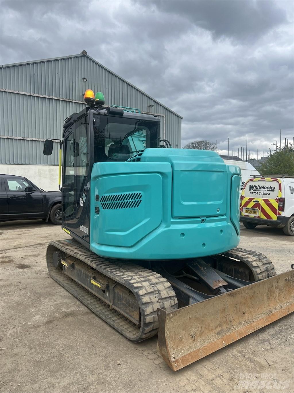 Kobelco SK 75 SR 중형굴삭기 7톤-28톤