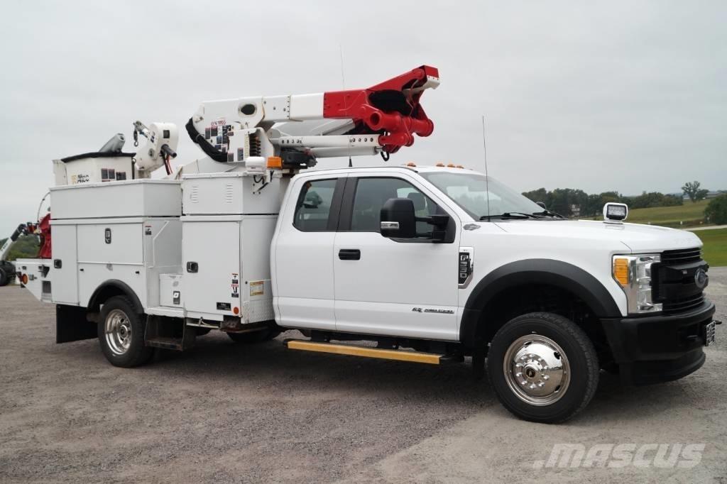 Ford F 550 XL SD 트럭 탑재 고소작업대