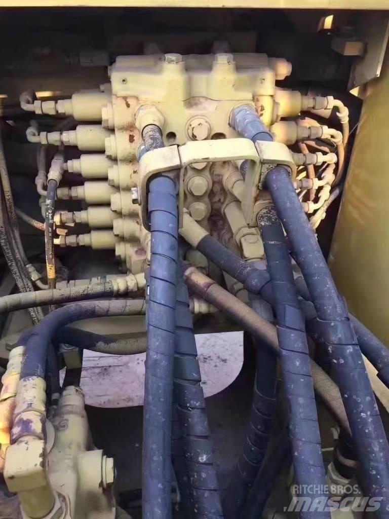 Komatsu pc120 대형 굴삭기 29톤 이상