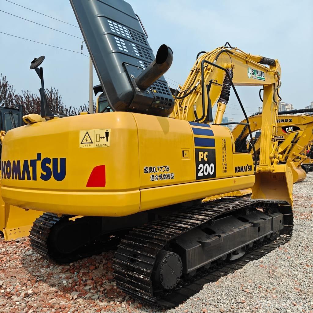 Komatsu 200-8 대형 굴삭기 29톤 이상