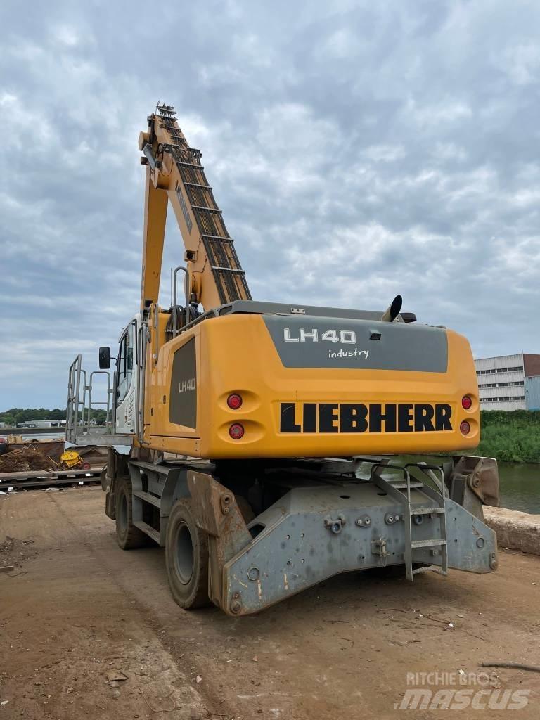 Liebherr LH40M 폐기물/산업 처리기