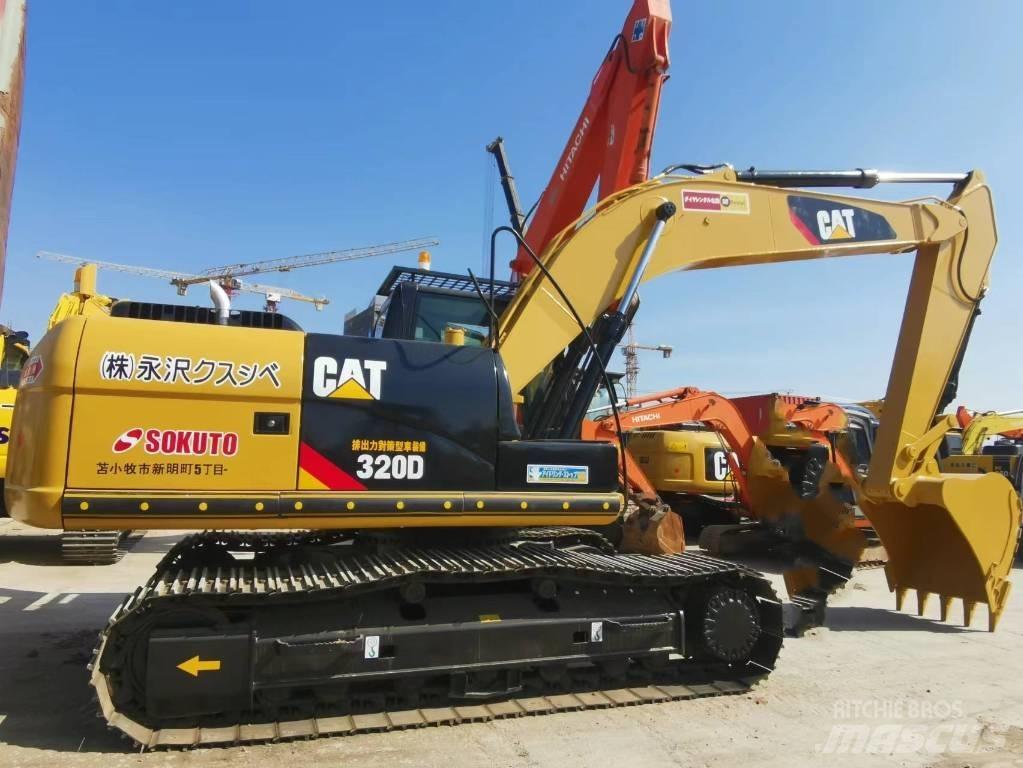 CAT 320 D 대형 굴삭기 29톤 이상