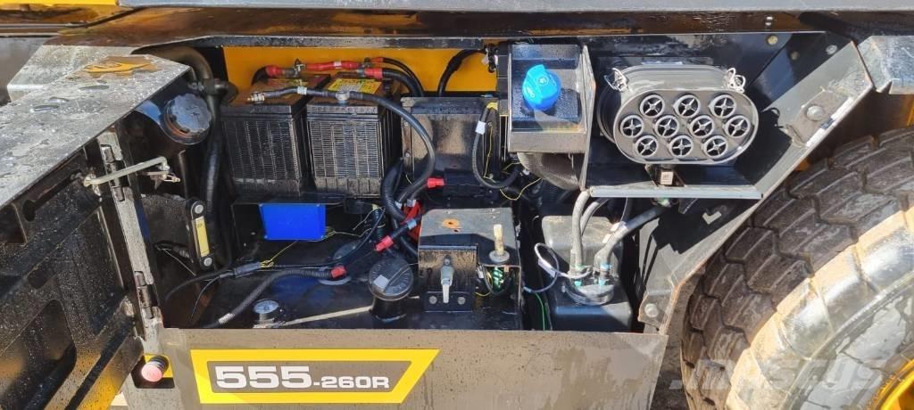 JCB 555-260R 텔러 핸들러