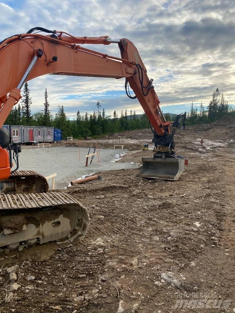 Doosan DX 255 대형 굴삭기 29톤 이상