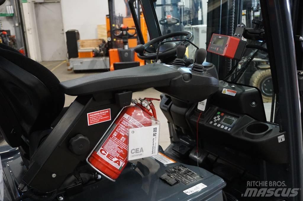 Toyota 8FBMT18 전동 지게차