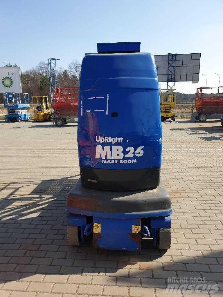 UpRight MB26 인원/화물 앨리베이터